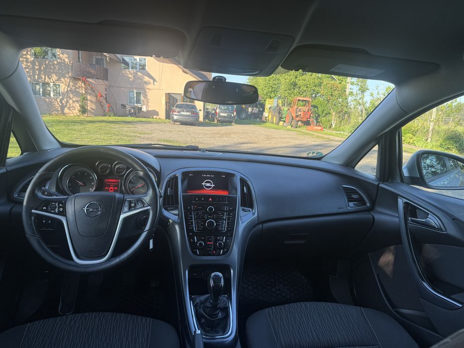 Opel Astra J 1.6 Cdti Euro 6.  110 cp 2014