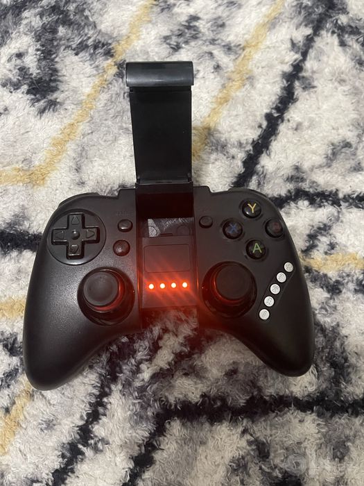 Игровой Bluetooth гейм пад HOCO