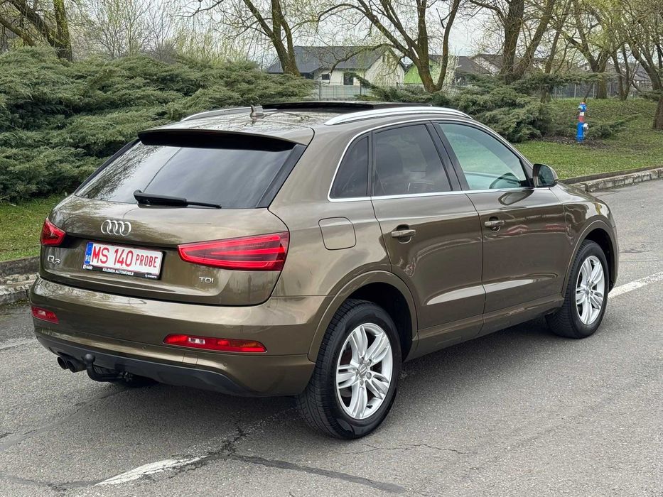 Audi Q3 2.0 TDI Ambition LED - xenon - cutie Manuala - Model Luxe - Cash sau Rate fixe