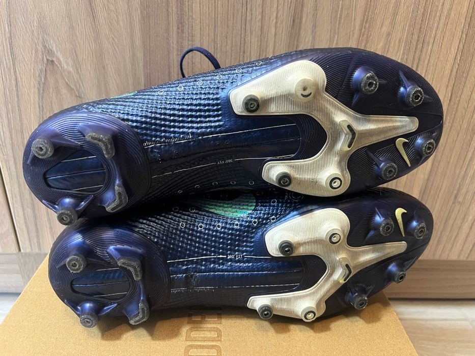 nike mercurial vapor SUPERFLY 7 mds ACC бутонки ,калеври номер 40,5
