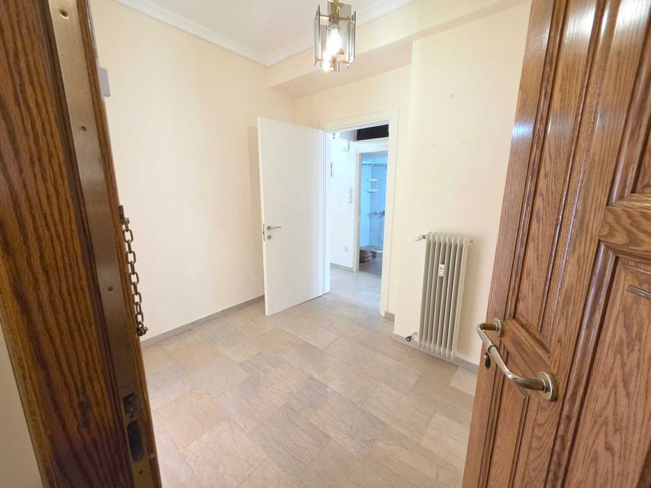 ПРОДАВА СЕ апартамент с площ 90 кв.м. в квартал „Профитис Илиас“ в Кавала (код 8384)