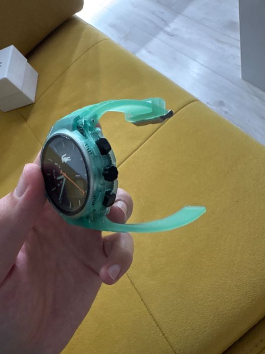 Часовник lacoste