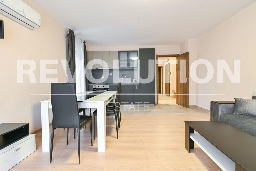 Дава се под наем Тристаен апартамент в София, Дружба 2 - 120 кв.м за 866.49 € - Снимка #1