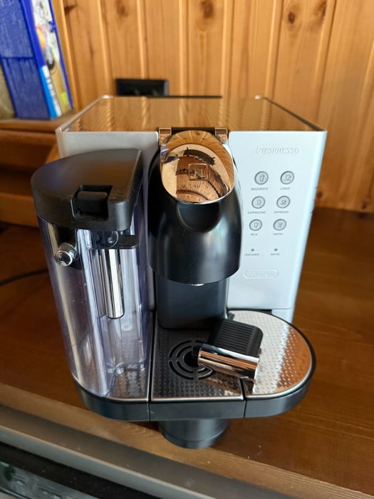 Кафемашина Nespresso