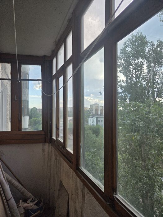 Отдам даром болконые рамы.
