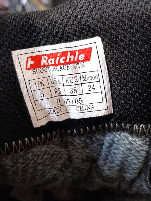 Bocanci de munte/de oraș