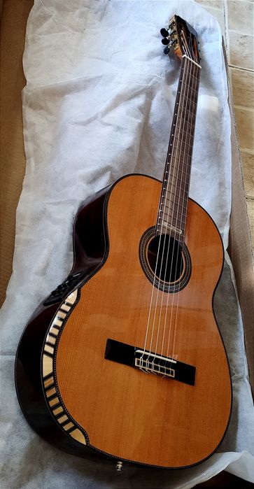 Классическая гитара Ibanez