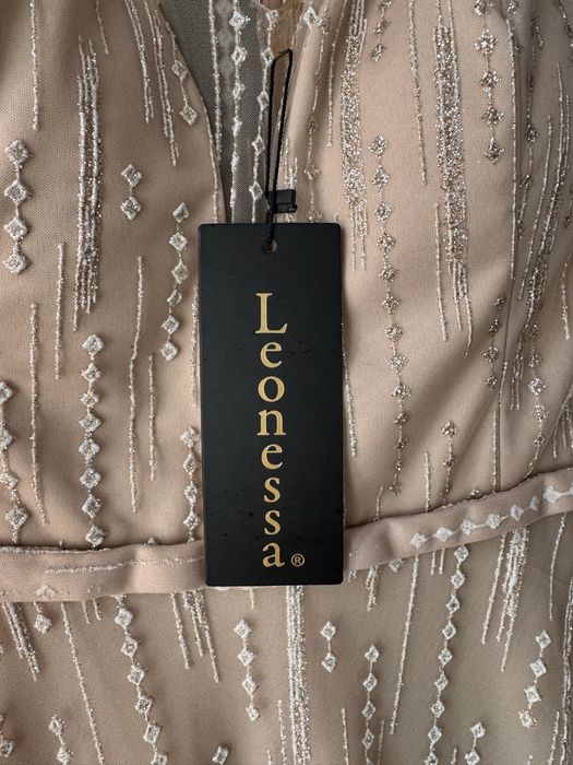 !СПЕШНО! Официална дамска рокля