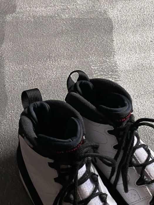 Nike Jordan 9 Retro Spaced Jam