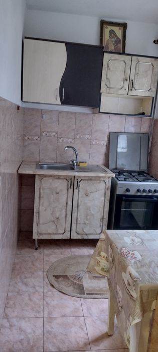 Garsoniera de închiriat