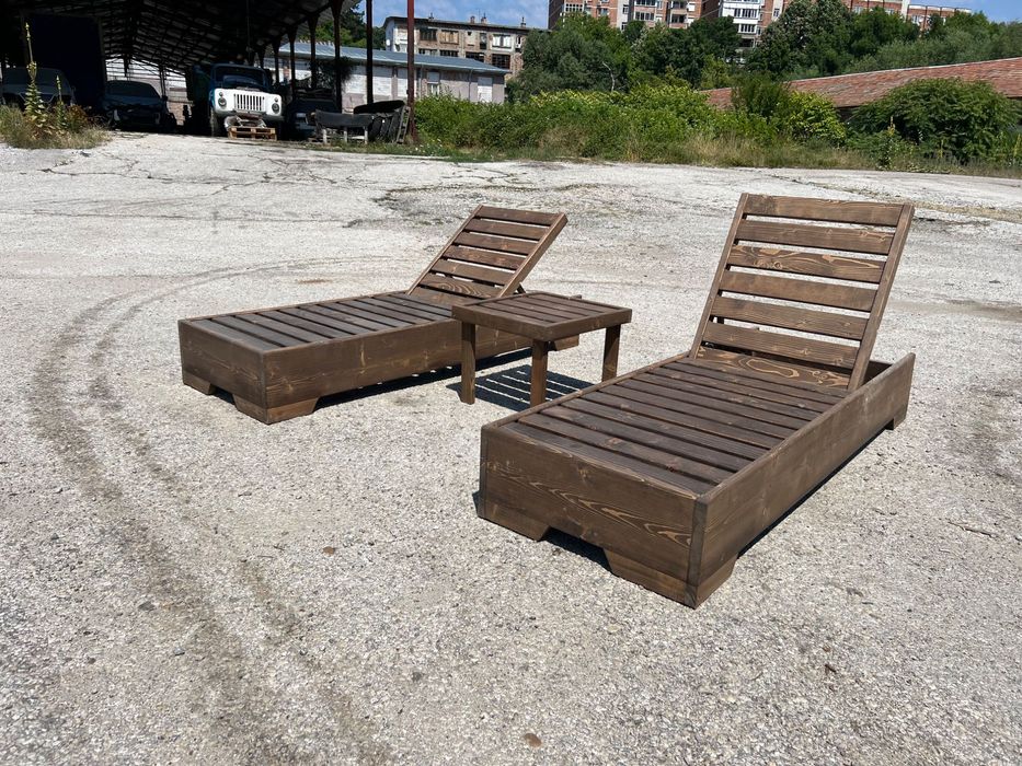Дървен масивен шезлонг Макси