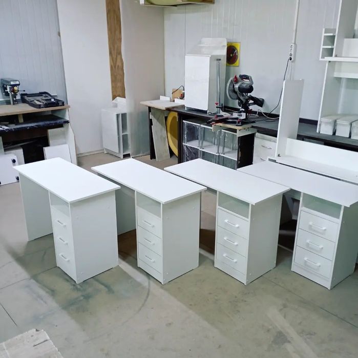 Маникюрные столы НА ЗАКАЗ