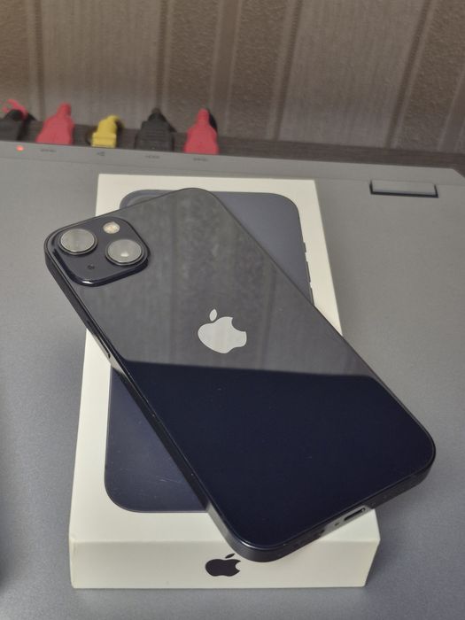 IPhone 13 128gb midnight