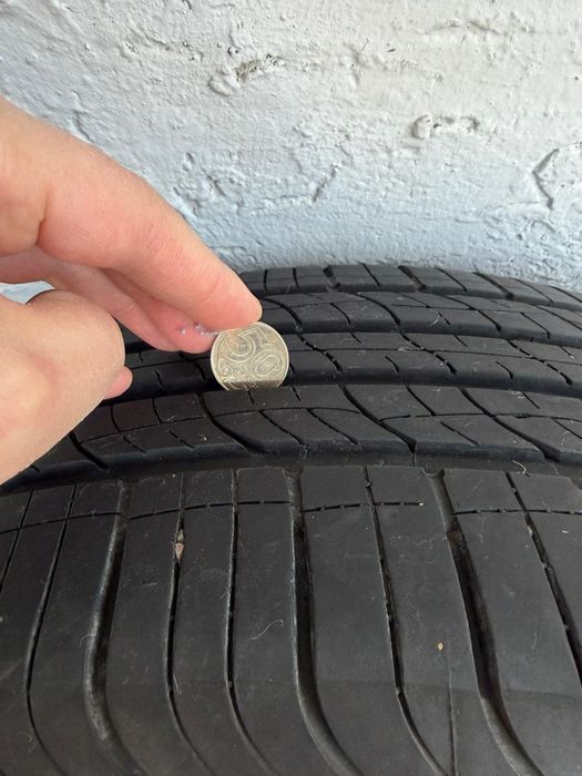 Шина в Отличном состояние