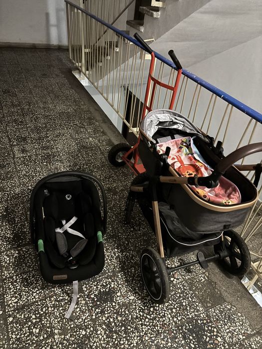 Cărucior Coccolle Meloro 3 în 1 – landou + scoică auto – stare foarte bună