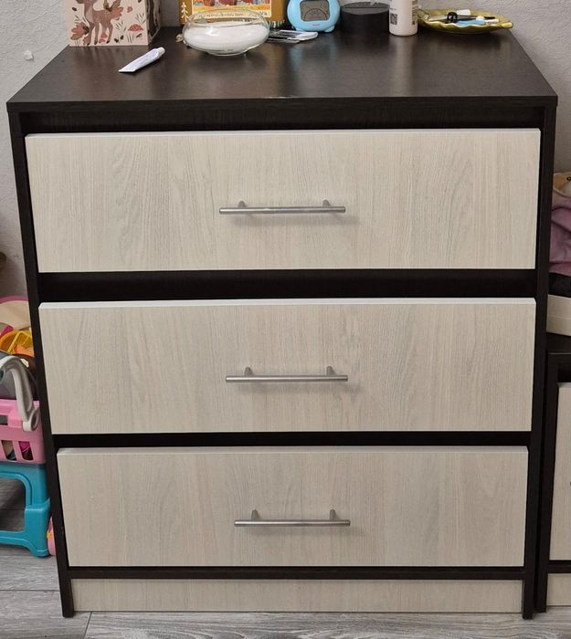 Продам тумбу и комод___