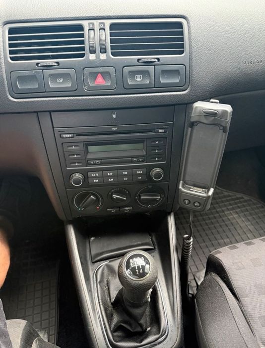 Vw golf 5 1.9 dti 102 cp