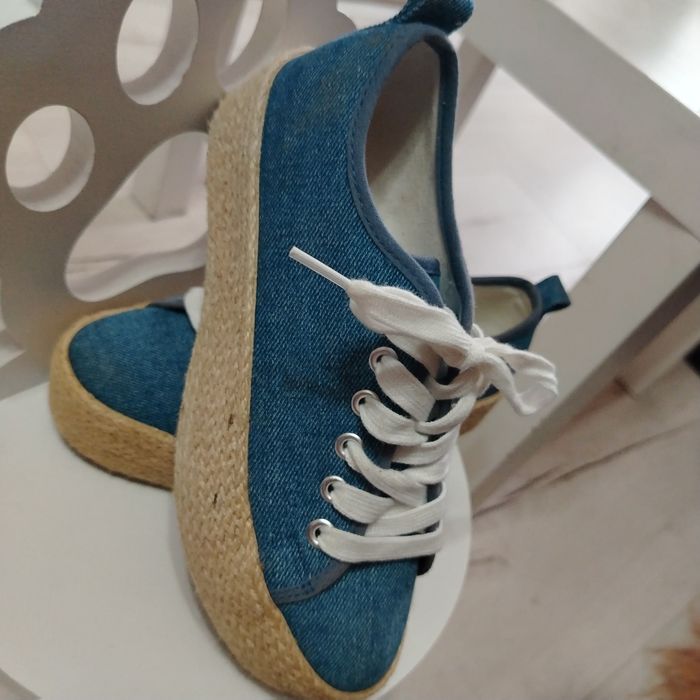 Primark 36 ескадрили