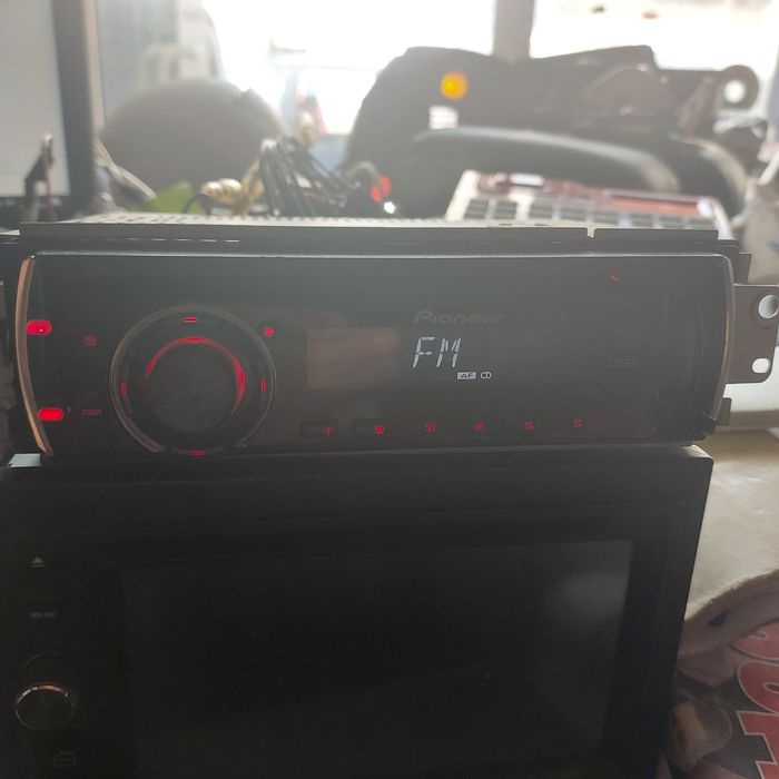 Радио Toyota Rav 4 III CD Radio MP3 Naviga Pioneer DEH 2100UB.Mp3. AUX