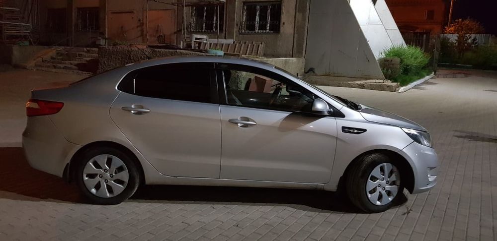 Продам авто Kia Rio