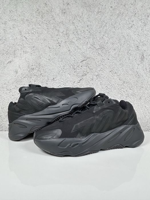 Adidas Yeezy Boost 700 MNVN Triple Black