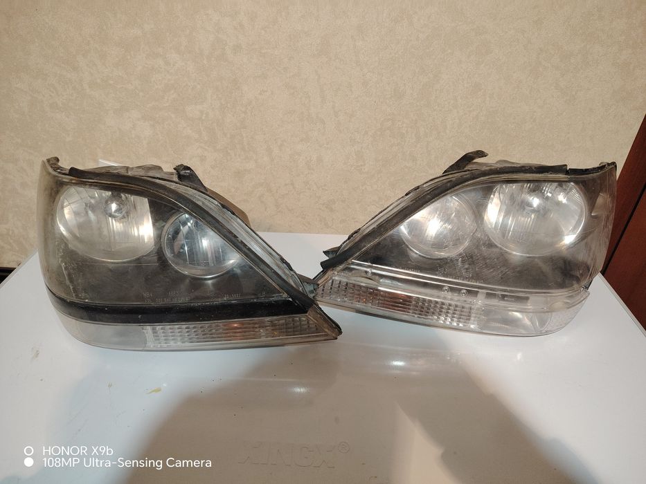 LEKSUS RX 300 фары