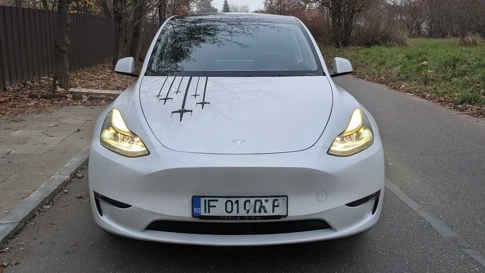 Tesla Model Y 2023 Dual Motor • Acceleration Boost • Pompa de caldura