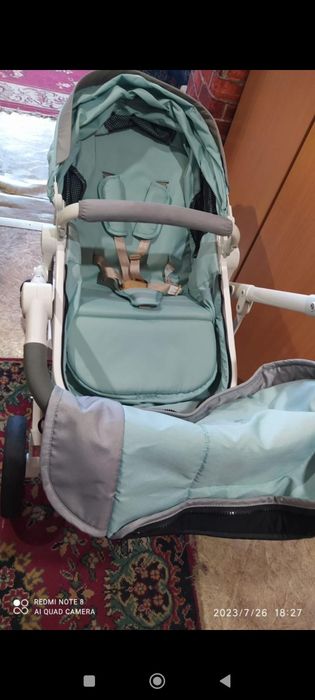 Продам демисезонную детскую коляску