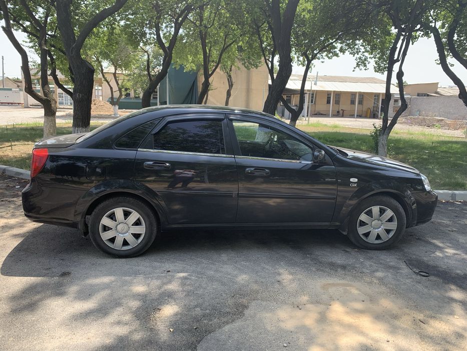 Srochniy Lasetti 1.8 MT 2009 ideal