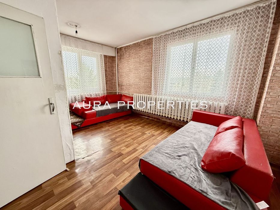 Дава се под наем Тристаен апартамент в Разград, Център - 75 кв.м за 306 € - Снимка #3