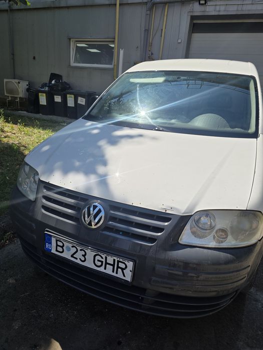 Volkswagen Caddy Frigorifică 2008 – 3.000 €