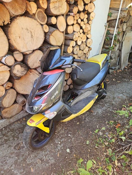 Aprillia SR 50 Racing