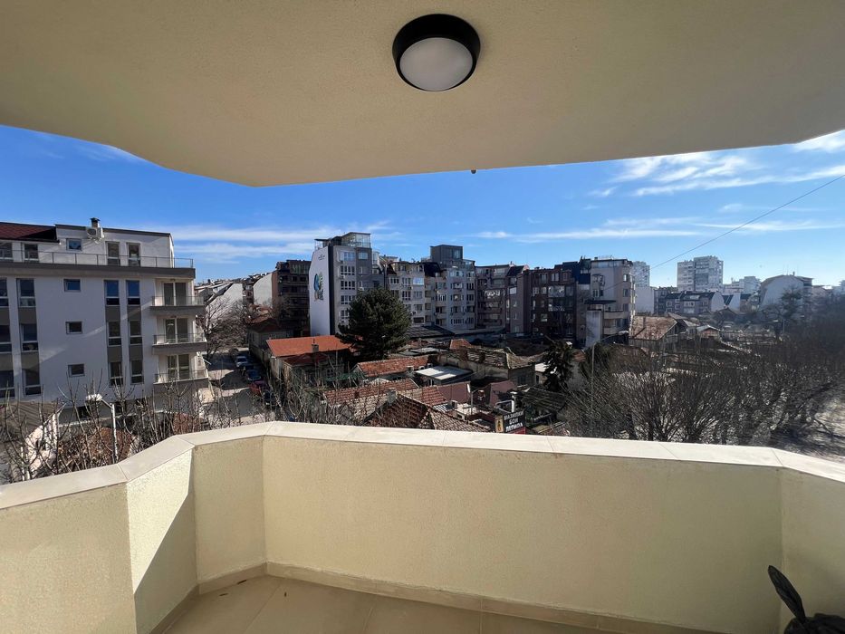 Собственик продава двустаен апартамент