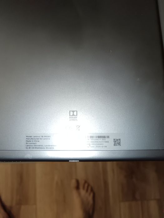 Планшет Ленова 10