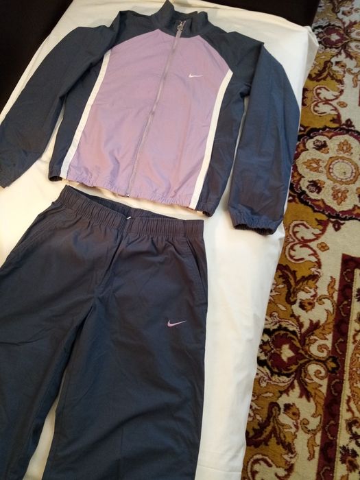 Hanorac pufi/pufi 2buc Preț 45 lei/buc.