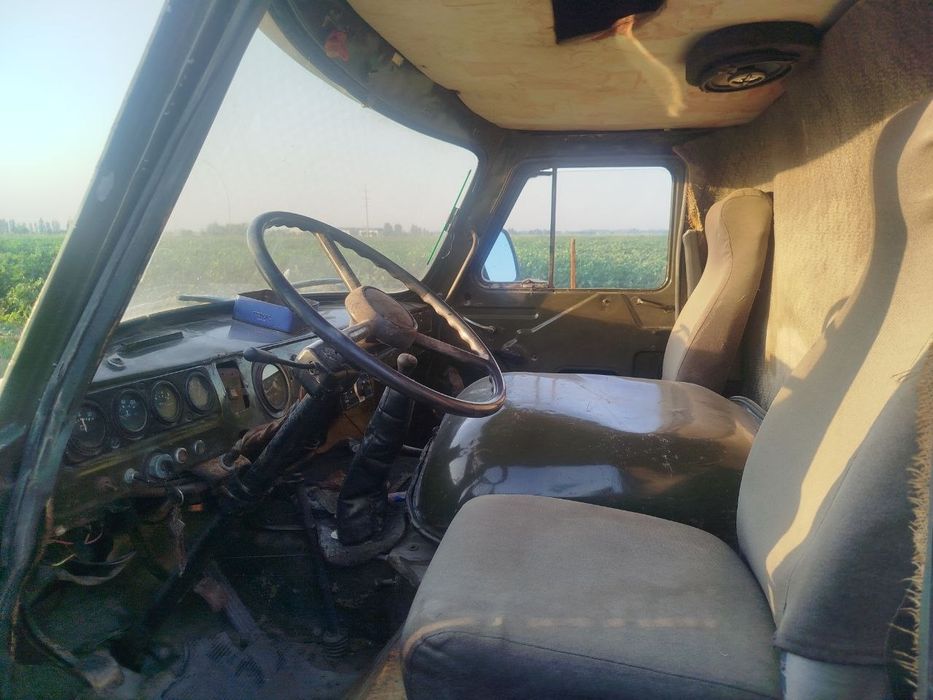 Uaz Bartavoy 1985 yil