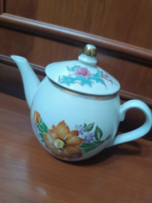 Продам заварочные чайники