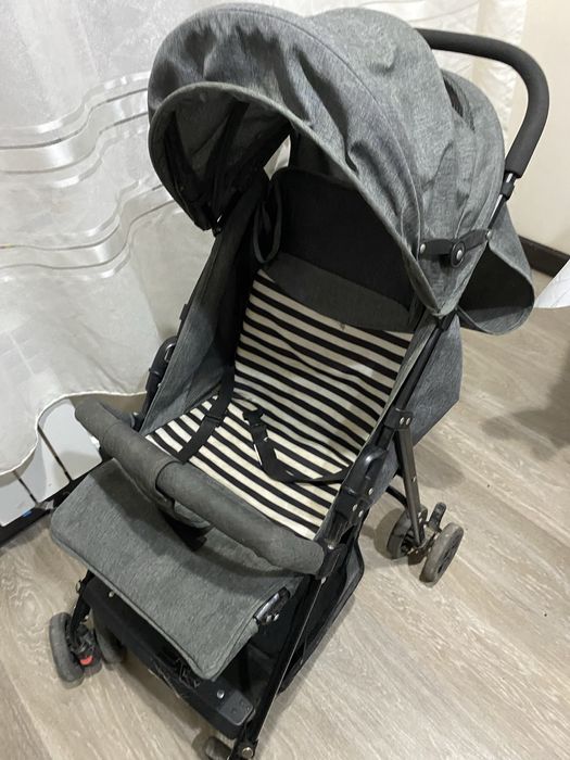 Коляска 5000 продаю