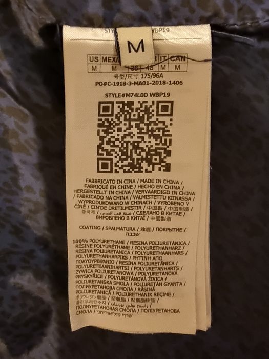 Geaca lunga Guess cu Gluga