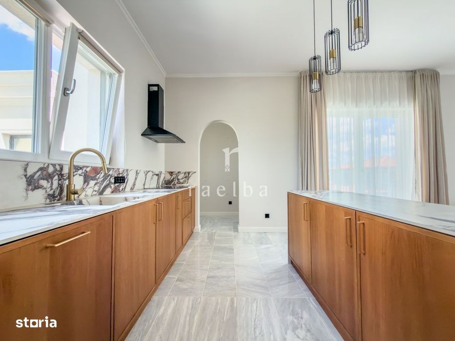 Duplex | 241mp | Str. Radarului | 5 min. Aeroport | 2 parcari