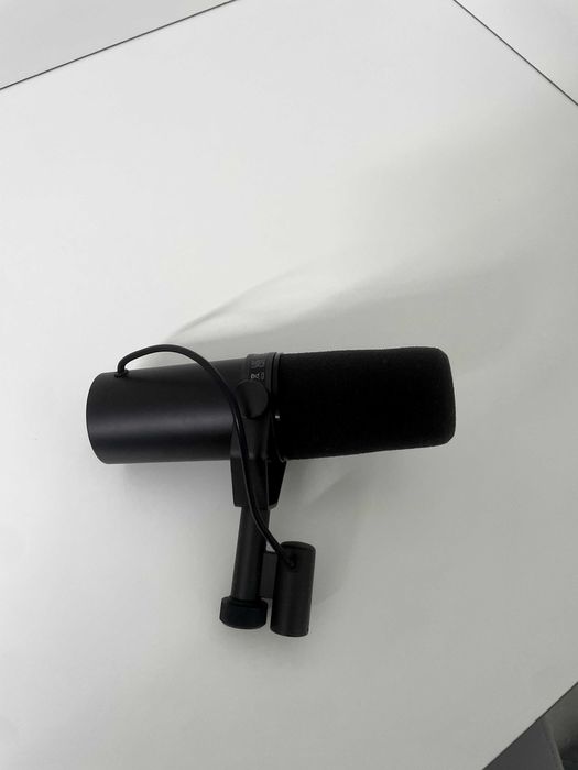 Микрофон Shure SM7B черный