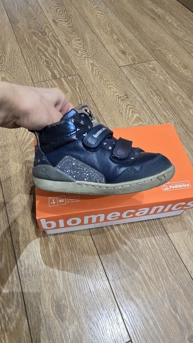 Ботинки biomecanics на девочку