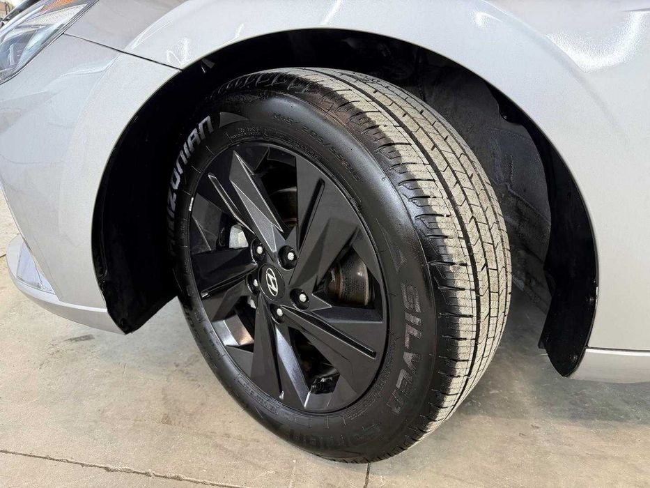 продам Hyundai Elantra 2021