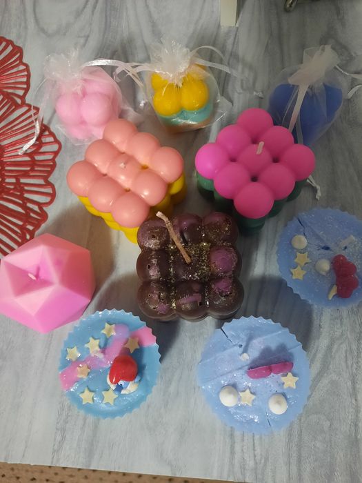 Mărțișoare parfumate ceară de soia