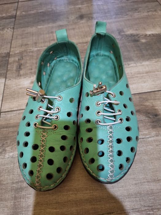 Дамски обувки естествена кожа