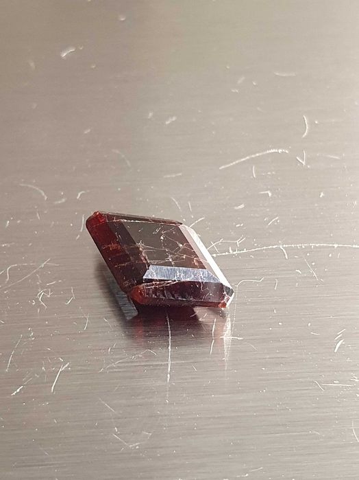 Extrem de rar si scump Painit natural fatetat romb 2.2ct