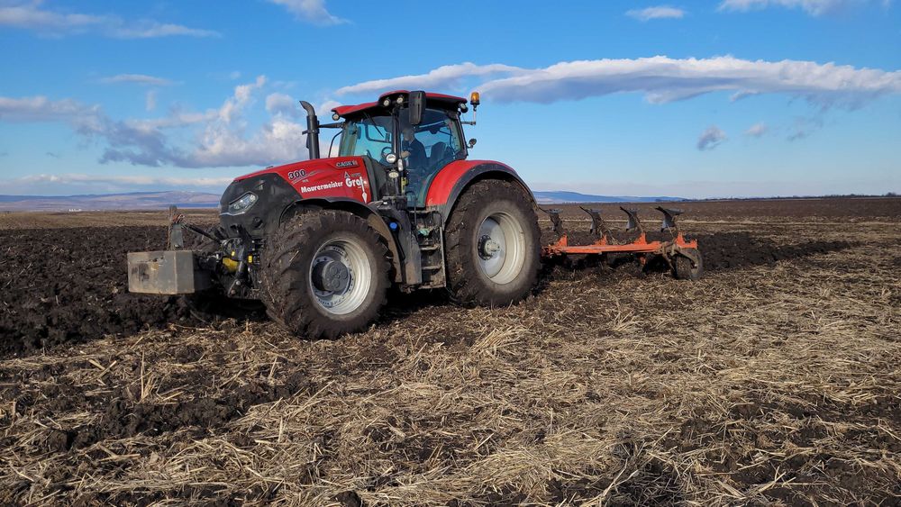 Tractor Case Optum 300CVX priza frontala