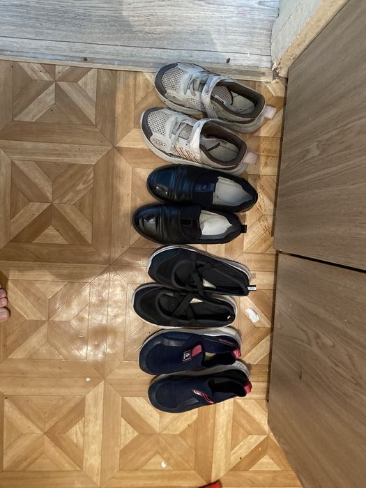 Туфли черные девочке