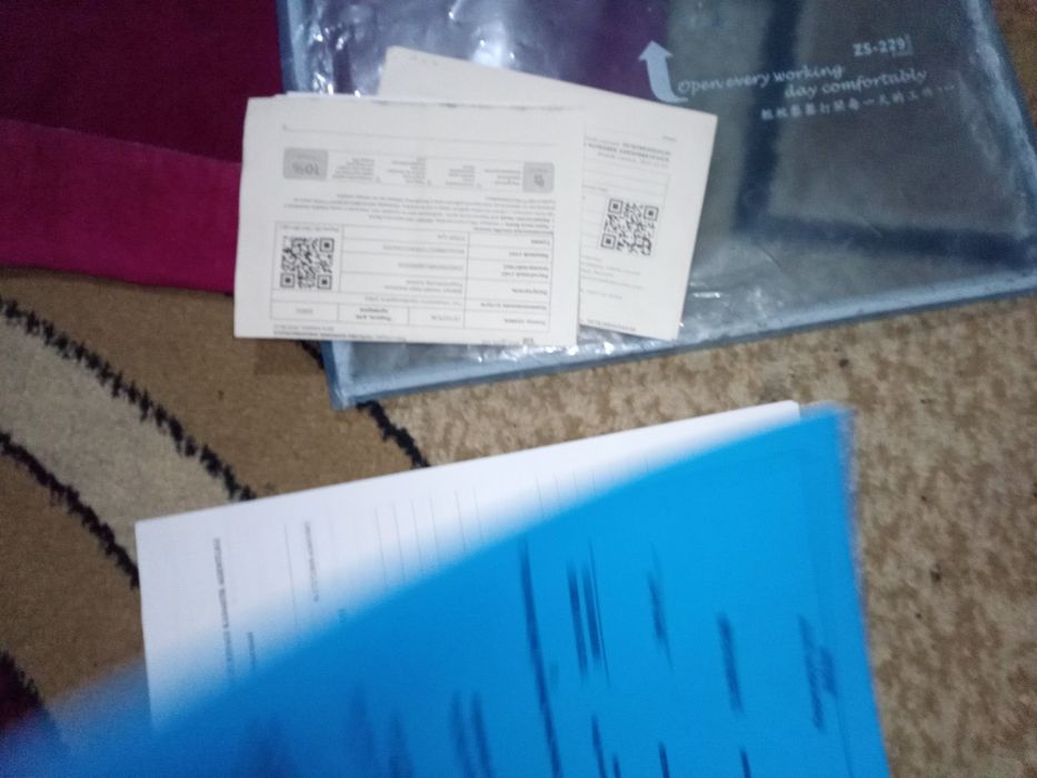 жумабазар аул шукрана кошесы 19 уи  uy sotiladi 3 xona zabor bilan ora