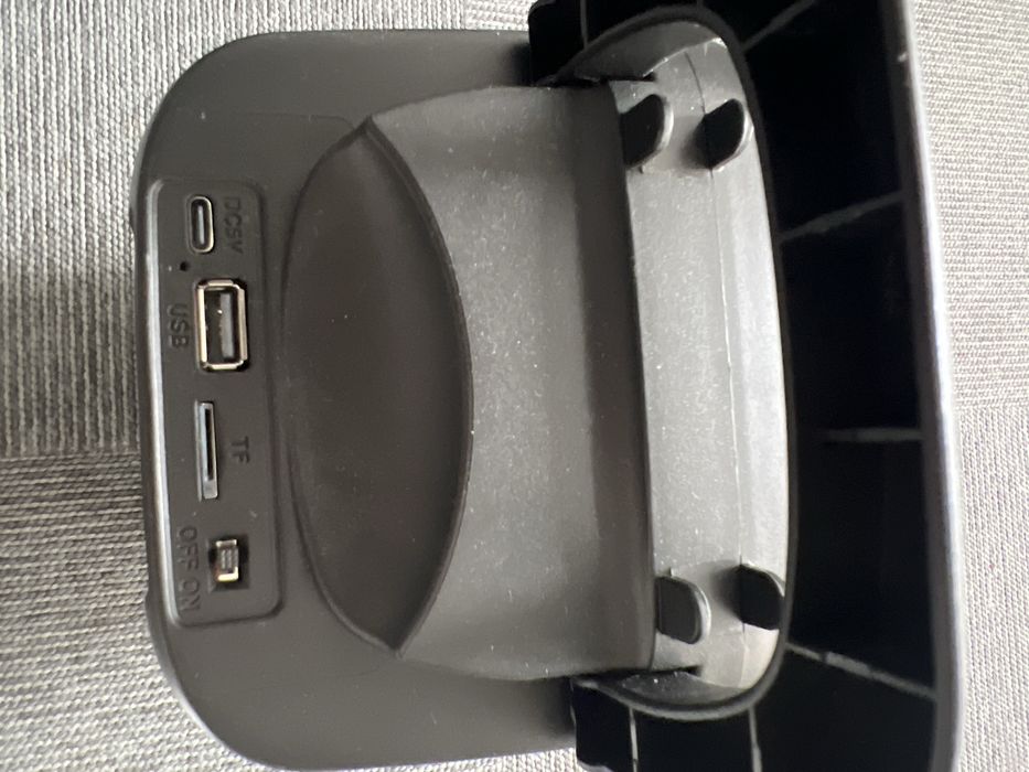 Продам портативную колонку